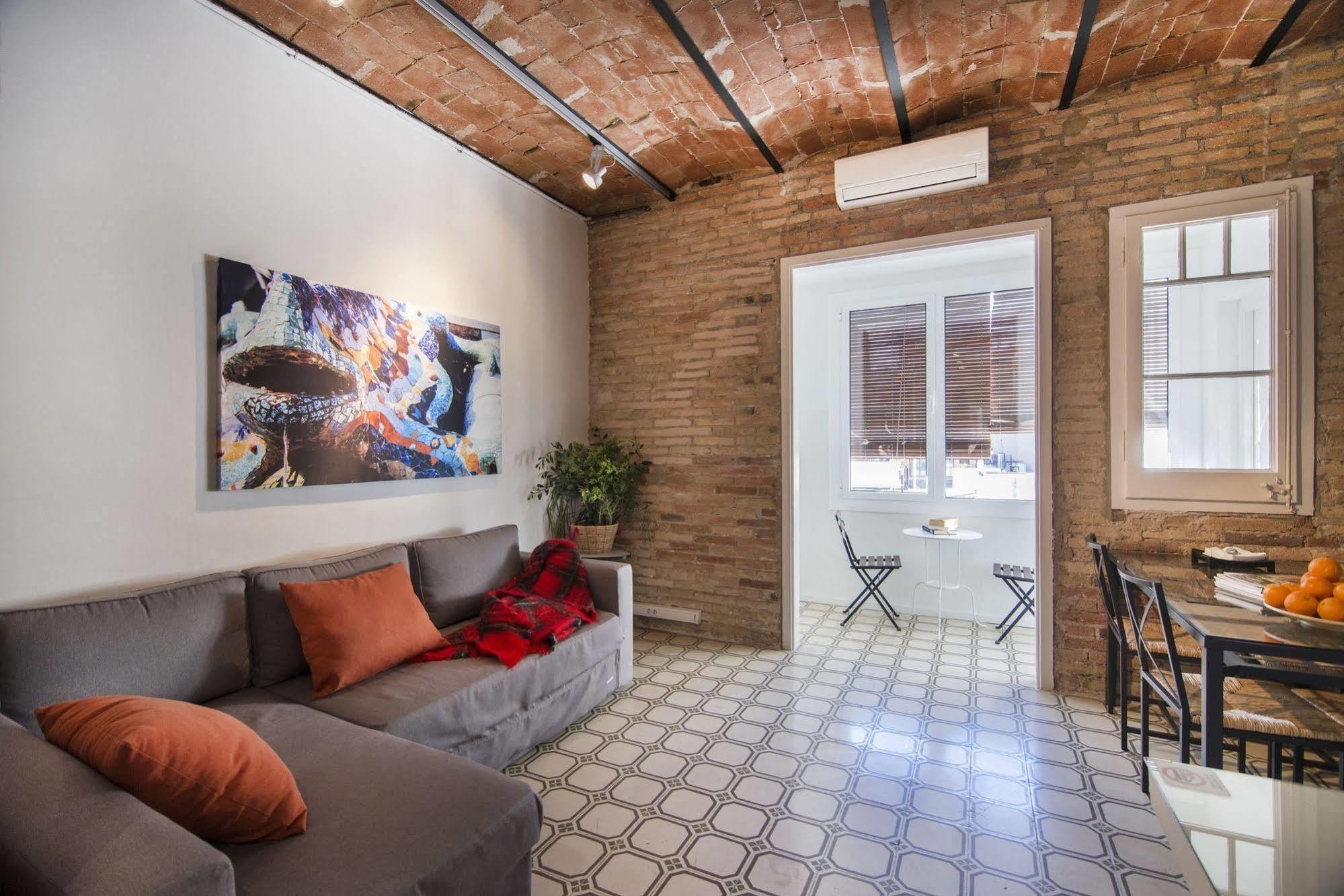 Apartamento Happy People Sagrada Familia St Pau Barcelona Exterior foto